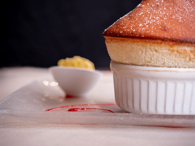 Restaurant Au Vieux Pêcheur Soufflé au Grand-Marnier et sorbet mandarine